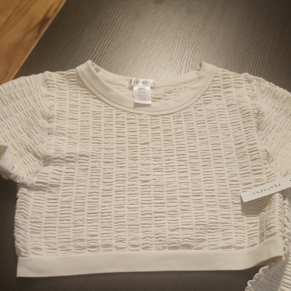 Feathers Cream Textured Fabric - Picture 7 of 9